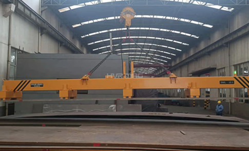 10 Ton Thick Steel Plate Lifting Magnets Unloading Truck in Steel Warehouse