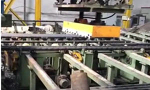 Magnetic Gripper on Gantry Robot Palletizing 7 Steel Tubes 